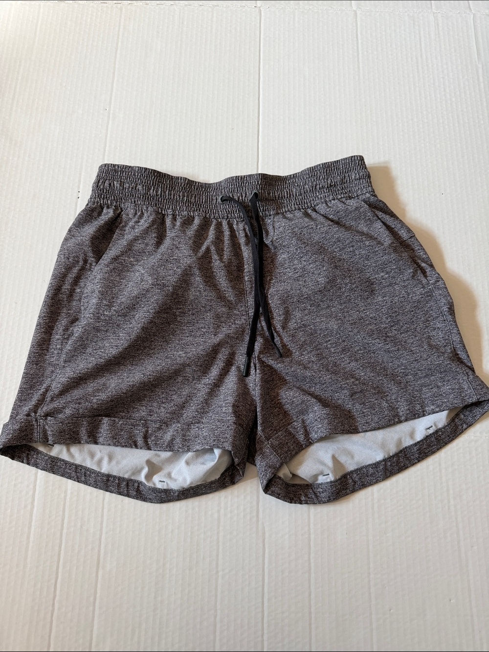 lululemon athletica Women's Heather Charcoal Athletic Shorts Size 4